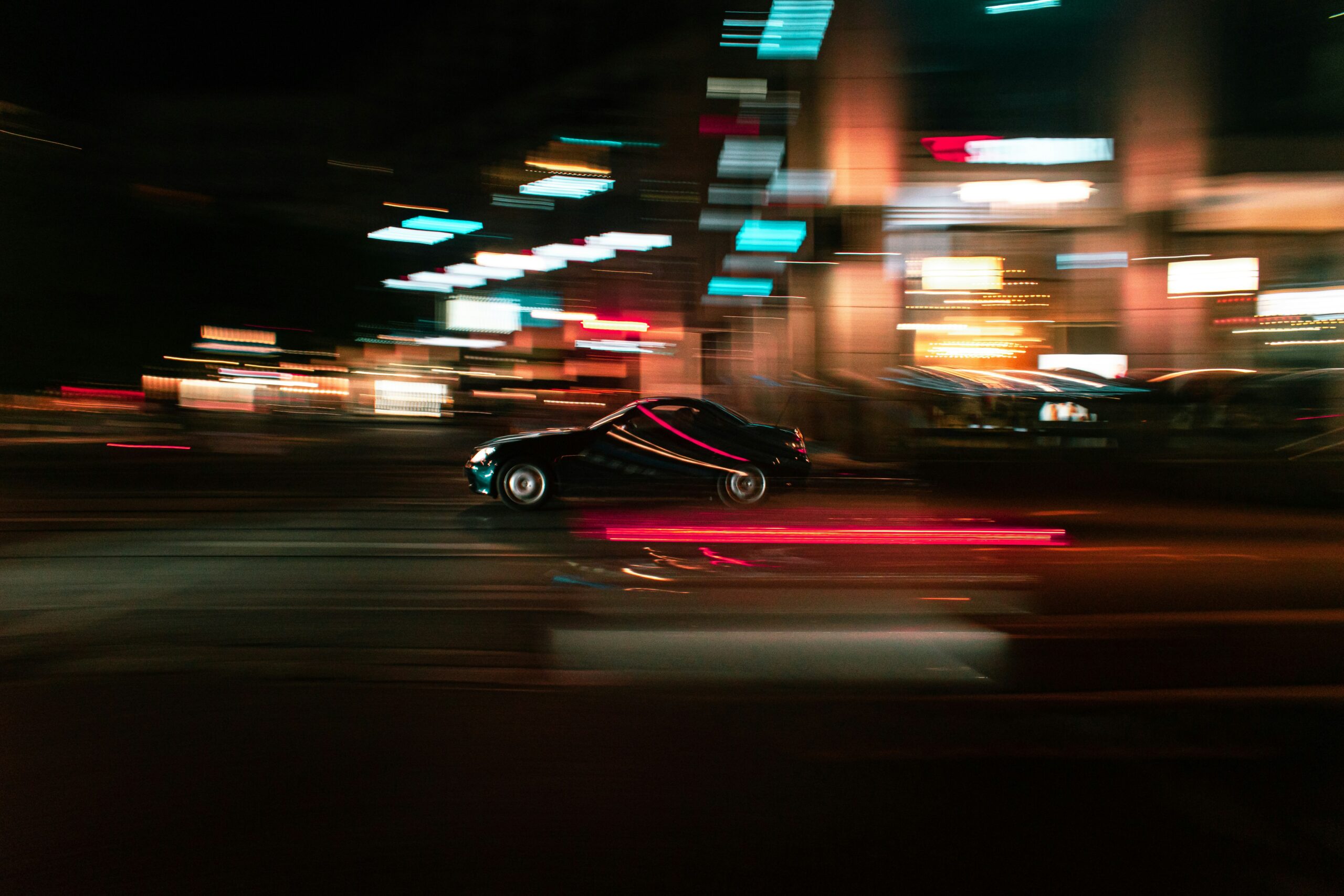 paul volkmer n bYa2Bhwg unsplash scaled - EvolvingDesk From behind-the-scenes support to smart tech solutions, discover how EvolvingDesk keeps businesses connected, secure, and ready for tomorrow.