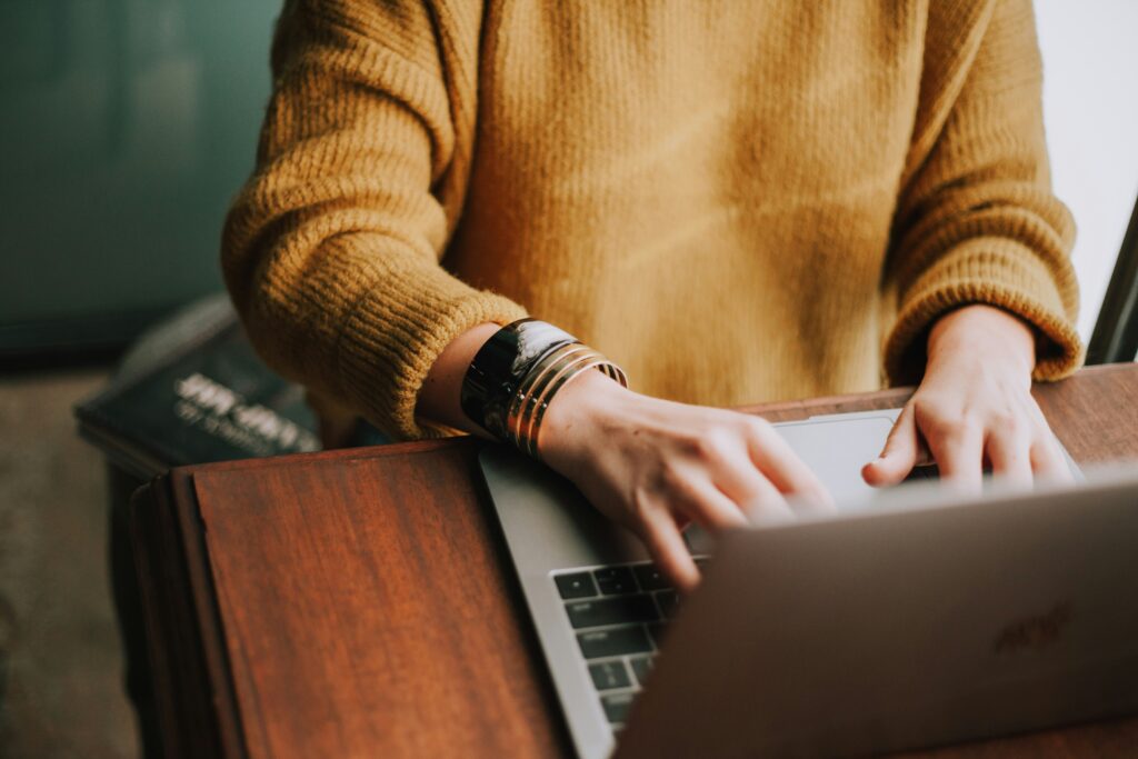 What Happens to Your Data When an Employee Leaves? 1 What Happens to Your Data When an Employee Leaves?